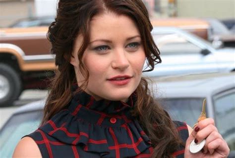 Once Upon A Time Belle Once Upon A Time Emilie De