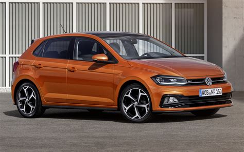 volkswagen polo    door wallpapers  hd images car pixel