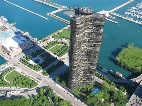 chicagos lake point tower  turning  news archinect