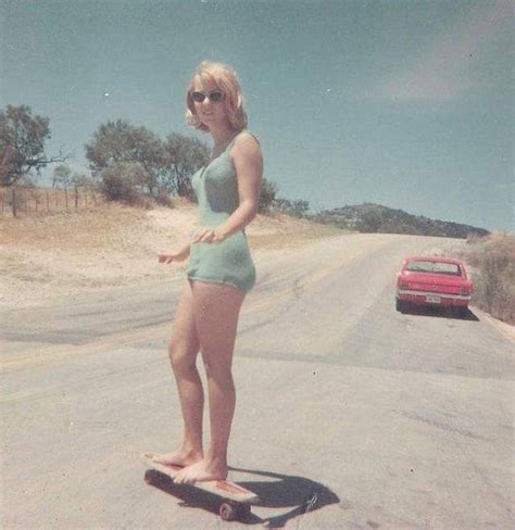 found photos women hanging out in the 1960s vintage photos retro summer vintage photography
