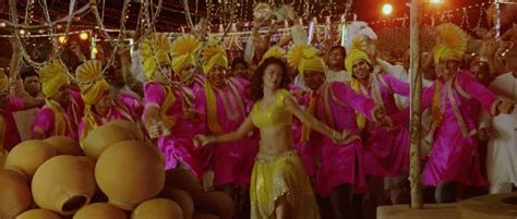 nackte surveen chawla in himmatwala