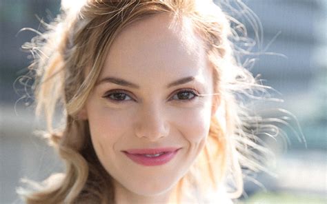 hannah tointon joins the cast of waitress lw theatres