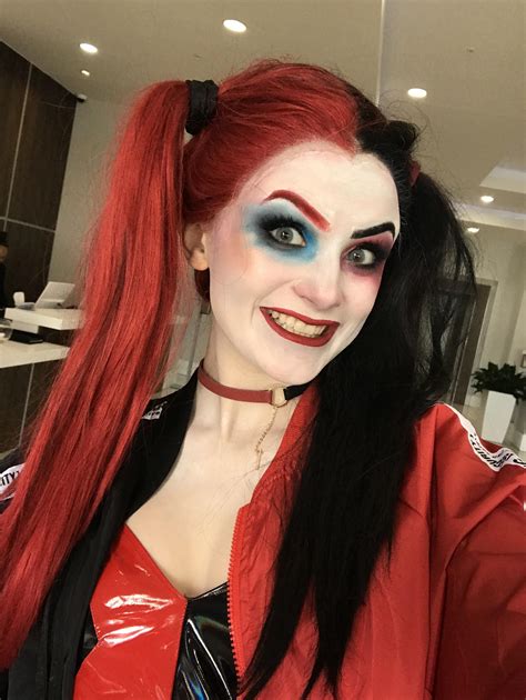 Harley Quinn Cosplay 18 – Telegraph