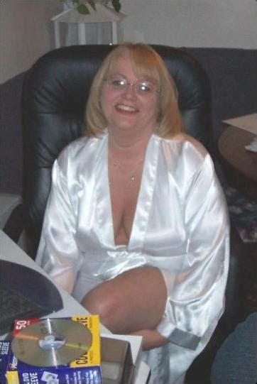 janey w 51 from reading is a local granny looking for