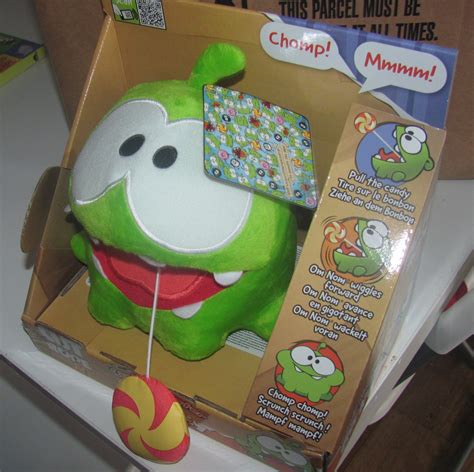 cut  rope candy monster om nom soft toy review   playroom