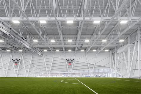 soccer centre sportif marc simoneau centre sportif marc simoneau ccm architectes