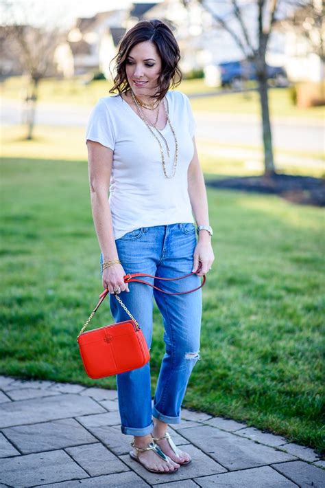 spring outfit  boyfriend jeans