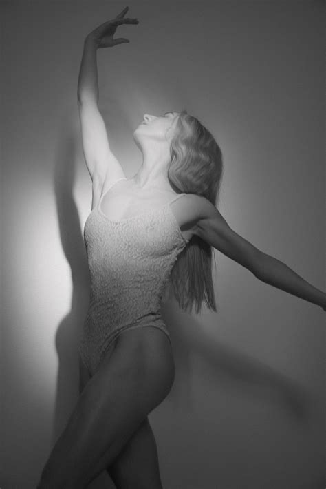 Jennifer Lawrence Red Sparrow Ballet Dancing