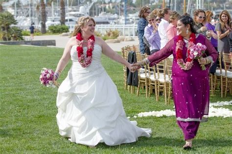 these two brides combined indian and irish traditions for the perfect wedding we do lgbtq