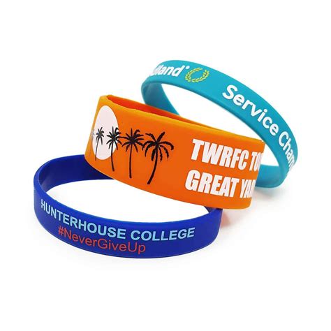 printed silicone wristband customlanyards outdoor travelling gifts