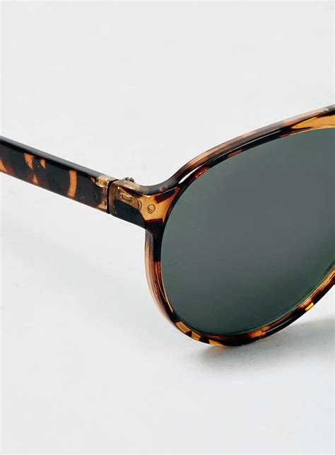 topman tortoise shell navigator sunglasses in brown for men lyst