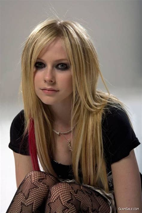 Avril Lavigne Q Magazine Photoshoot
