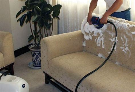 simple tips  cleaning  fabric sofa talkdecor