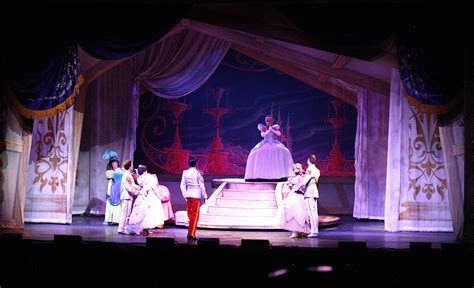 Disneylive Three Classic Fairy Tales At Dolby Theater In Los Angeles