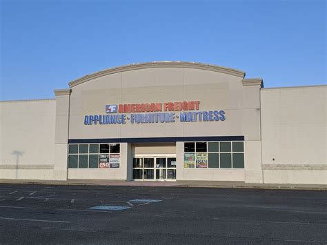 east moco bizarre rebranding  sears outlet  american freight
