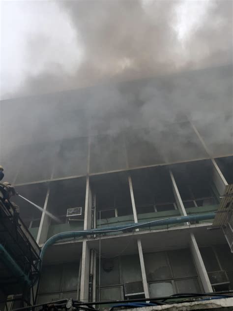 aiims fire flame spreads   floors  fire tenders ndrf  spot india today