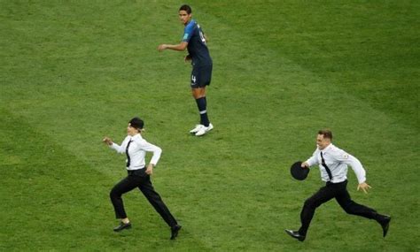 Fifa World Cup 2018 Final Pitch Invaders Released From Jail Lawyer