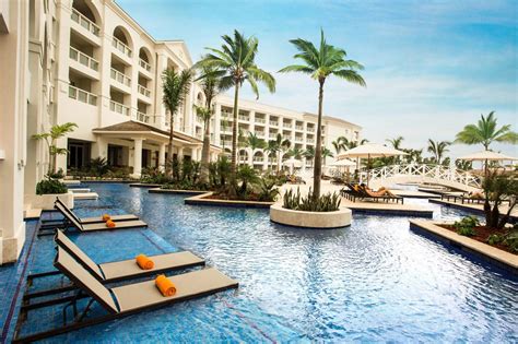 top  luxury resorts  hotels  jamaica caribbean luxuryhoteldealstravel