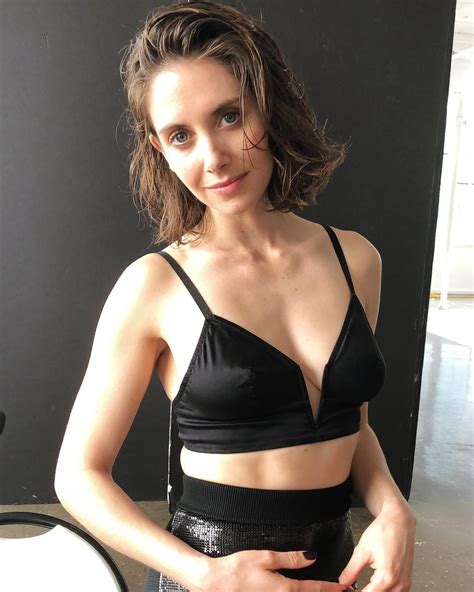 Alison Brie Fappening Sexy Pics Collection The Fappening