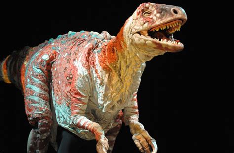 dinosaur zoo phoenix theatre london  information reviews
