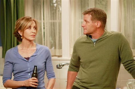 Lynette And Her Hubby Tom Scavo Doug Savant In Desperate Housewives