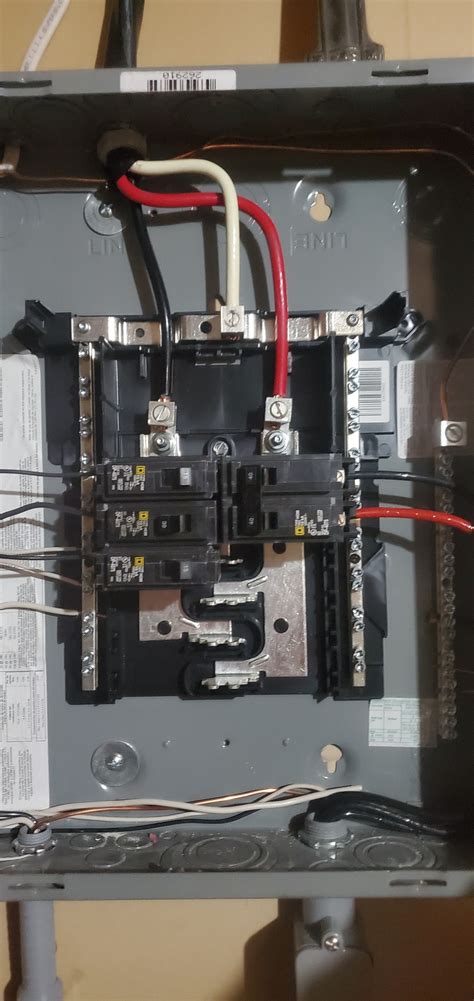 electrical panel  amp breaker feeding  subpanel  breakers totaling  amps home