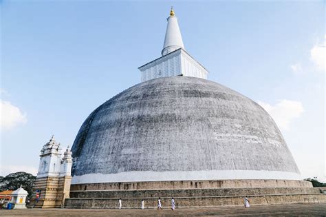 ancient city  anuradhapura sri lanka hand luggage