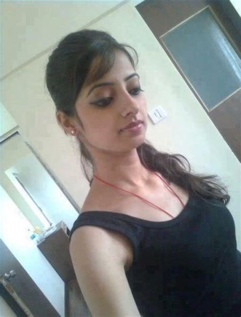 beautiful sexy noida high society girl risha indiangirls club pics paki girls sexy girl
