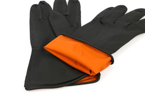 rubber gloves  orange  black al sammak overseas trading llc