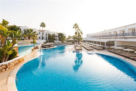 pool mar hotels paradise club spa calan bosch holidaycheck