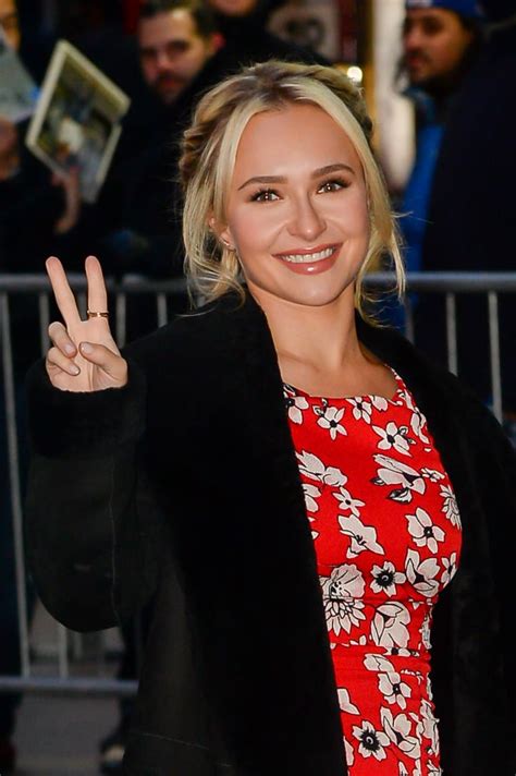 hayden panettiere promoting nashville in nyc january 2017