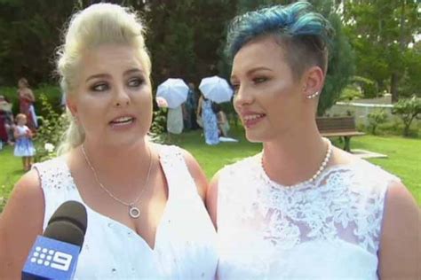 2 Couples Tie Knot In Australia S 1st Same Sex Weddings