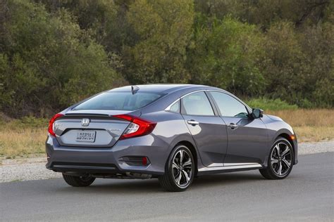 honda civic sedan adds iihs top safety pick collision safety rating   list