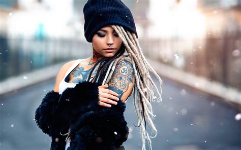 Wallpaper Tattoo Girl Hat Braids Snow 1920x1200 Hd