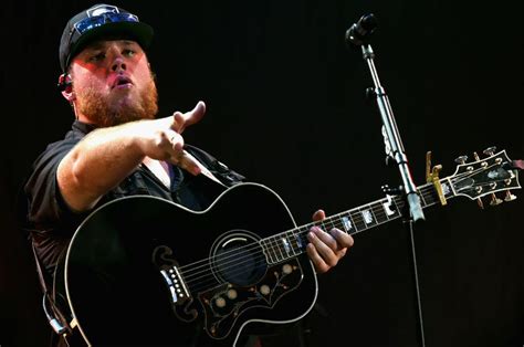 watch luke combs answers our fast 5 questions