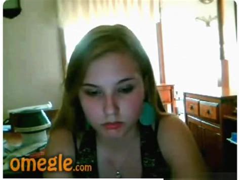 girl loves games and she s determined to break the highscore on this omegle sex game hclips