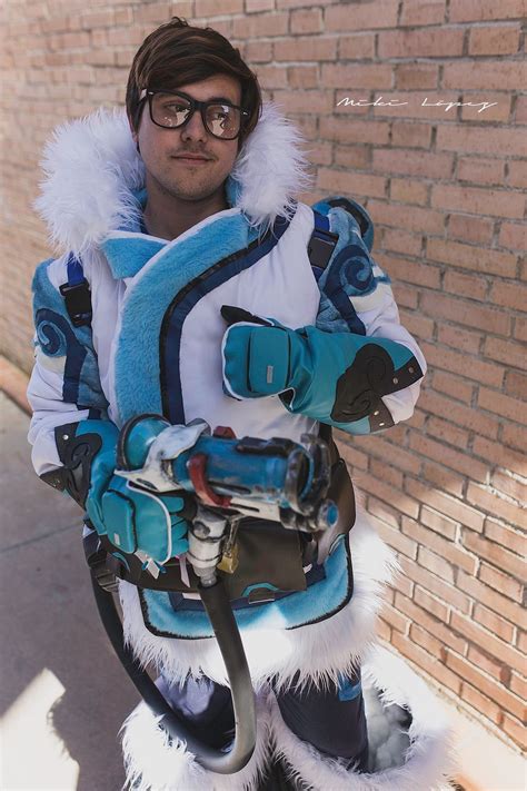 Mei Male Cosplay From Overwatch With Images Male