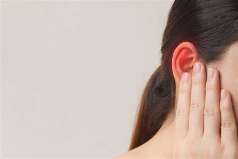 mengatasi radang telinga luar  mencegahnya datang kembali
