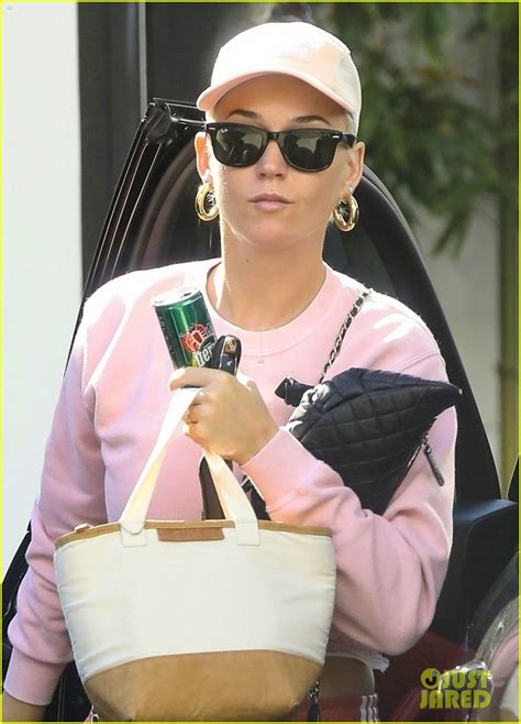 katy perry goes sporty while running errands in l a photo 4260122
