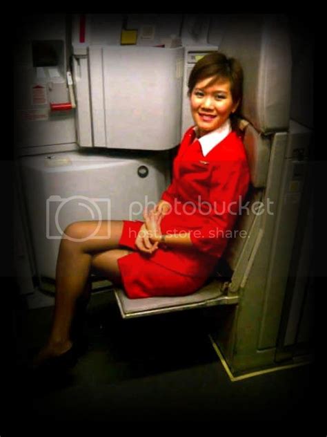 Inilah Foto Pramugari Cantik Air Asia Istri Dari Pebasket
