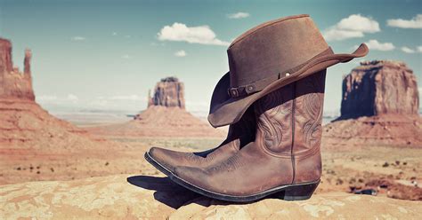 western style guide   wear cowboy boots  men