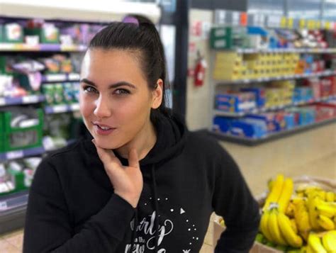 Jenny Stella Vom Supermarkt VerkÄufer Dreist In Den Arsch Gefickt Mit