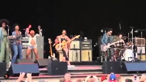 lenny kravitz rips trousers and penis falls out during show [hd] youtube