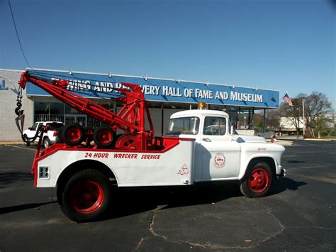 chattanooga   tow truck museum  hall  fame