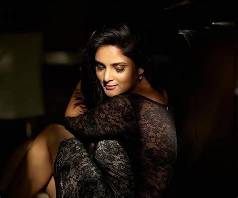 Divya Spandana Kuthu Ramya Sexy Kanada Tamil Actress Seducing