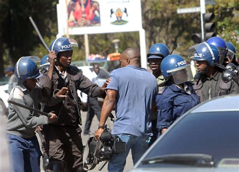 zimbabwe issues new directive to security forces after journalist detained