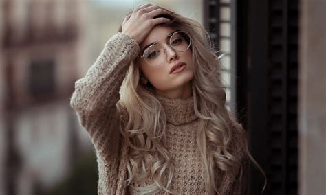 Women Model Long Hair Blonde Women With Glasses 2560x1534