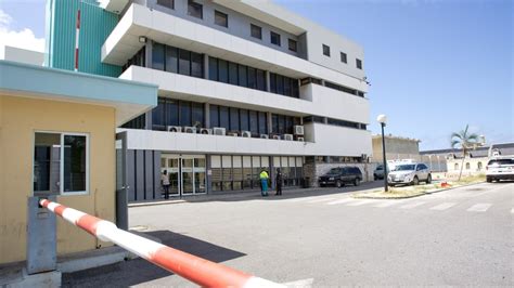 nieuw ziekenhuis curacao kampt met grote technische problemen rtl nieuws