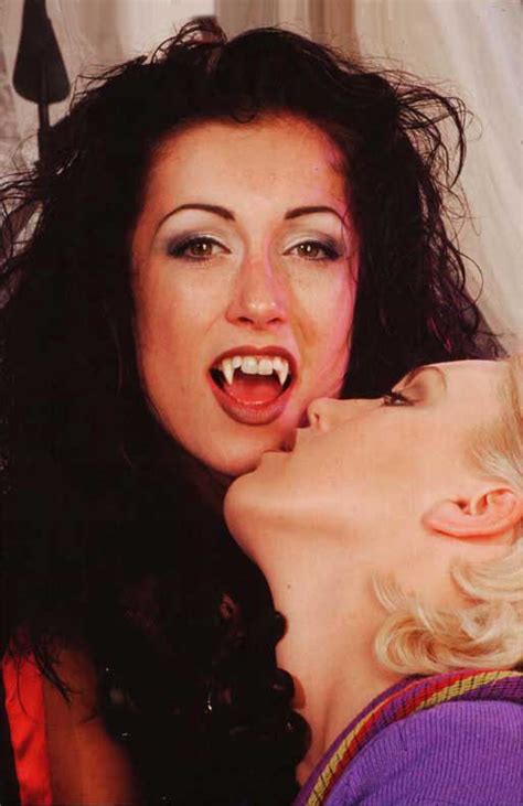 Lesbian Vampire Photoshoot Underworld Selene Nosferatu Grow Strong