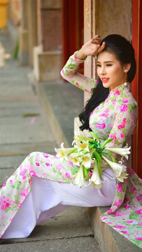 212 best desi indian bhabhi images on pinterest ao dai costume and costumes